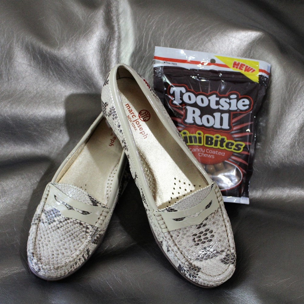 NWOT Marc Joseph Snakeskin embossed loafers SZ 8M